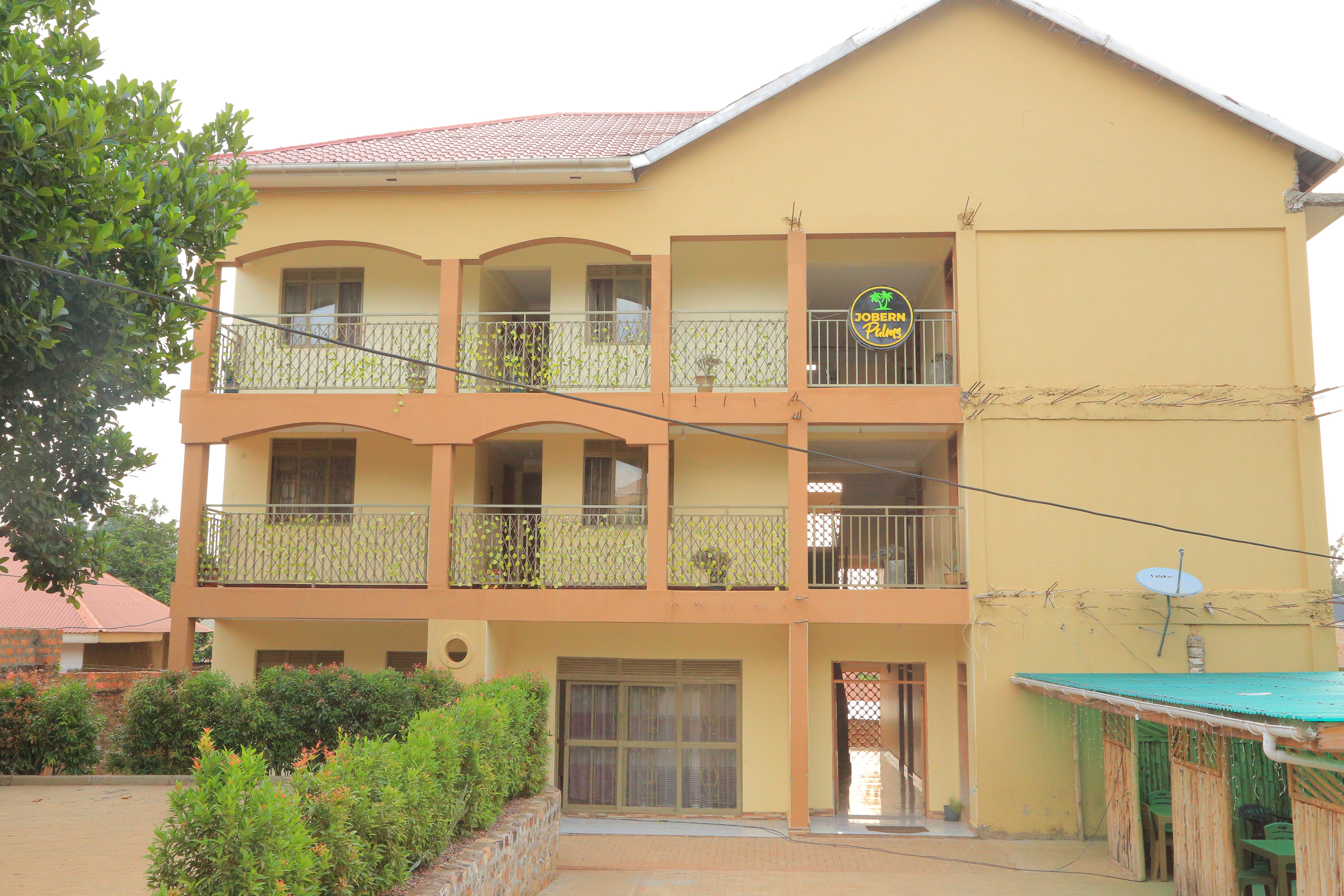 Jobern Hotel landscape
